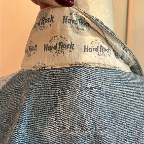 Rare Vintage 80’s Denim Jacket Hard Rock Cafe Jean Jacket Seoul Korea - Picture 11 of 14